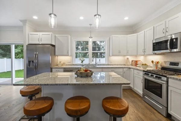 68-central-street-kitchen1